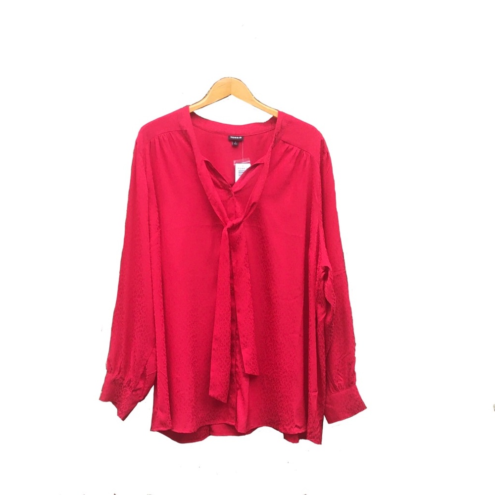 Torrid Leopard Blouse Red Jacquard Woven Neck Tie Womens Plus Size 4 4X